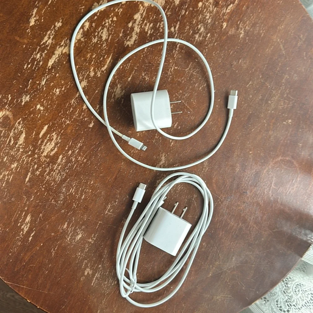White USB Wall Charger with Cable